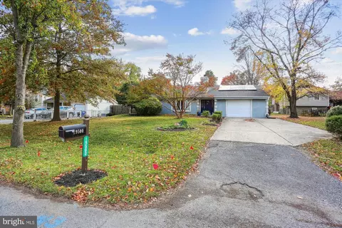 19500 Wootton Ave, Poolesville, MD 20837 photo 3