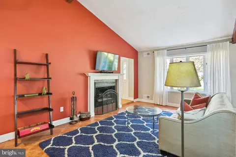 19500 Wootton Ave, Poolesville, MD 20837 photo 19