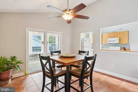 19500 Wootton Ave, Poolesville, MD 20837 photo 21