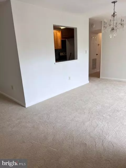 3852 Bel Pre Rd #9, Silver Spring, MD 20906 photo 2