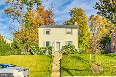 9913 Tenbrook Dr, Silver Spring, MD 20901