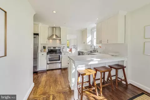 9913 Tenbrook Dr, Silver Spring, MD 20901 photo 10