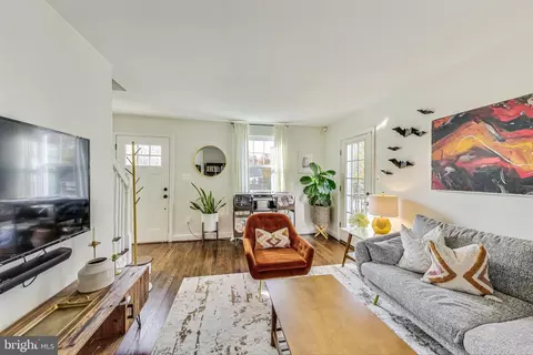 9913 Tenbrook Dr, Silver Spring, MD 20901 photo 5