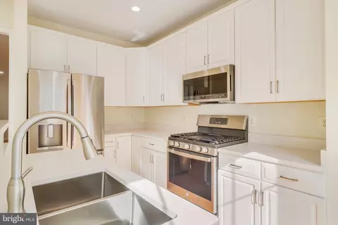 8517 Cameron St, Silver Spring, MD 20910 photo 7
