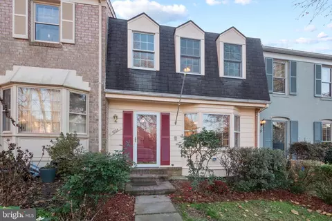 9204 Frostburg Way, Montgomery Village, MD 20886