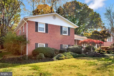 10107 Devere Ct, Silver Spring, MD 20903 photo 2