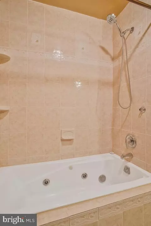 10107 Devere Ct, Silver Spring, MD 20903 photo 25