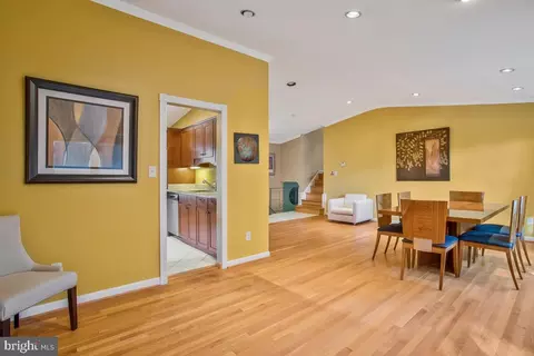10107 Devere Ct, Silver Spring, MD 20903 photo 9