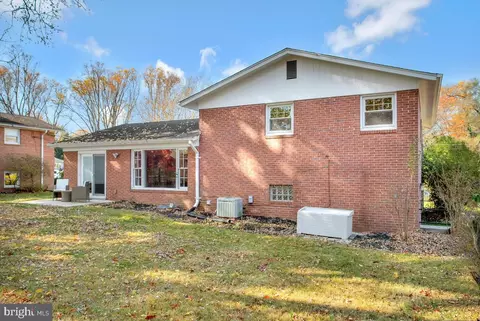 10107 Devere Ct, Silver Spring, MD 20903 photo 38