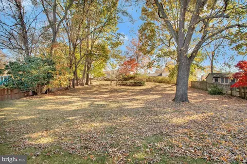 10107 Devere Ct, Silver Spring, MD 20903 photo 40