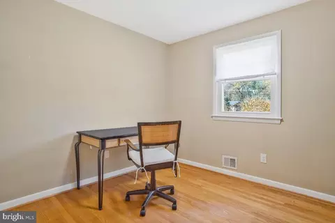 10107 Devere Ct, Silver Spring, MD 20903 photo 22
