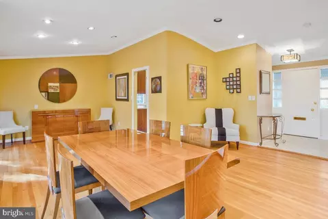 10107 Devere Ct, Silver Spring, MD 20903 photo 8