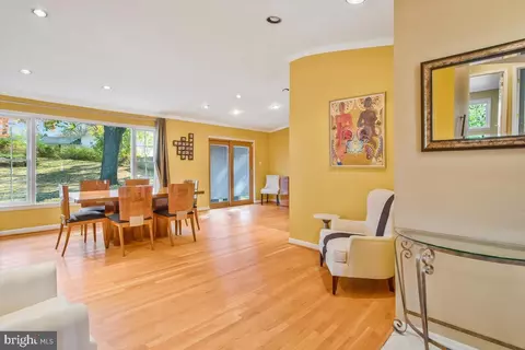 10107 Devere Ct, Silver Spring, MD 20903 photo 7