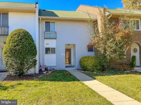 3621 Gleneagles Dr #1-E, Silver Spring, MD 20906 photo 2