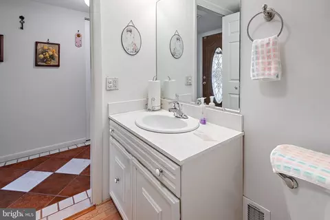 3621 Gleneagles Dr #1-E, Silver Spring, MD 20906 photo 10