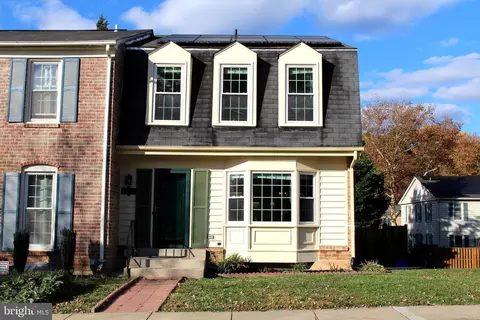 9915 Maple Leaf Dr, Montgomery Village, MD 20886