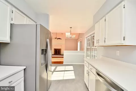 2 Memory Ct, Silver Spring, MD 20904 photo 13