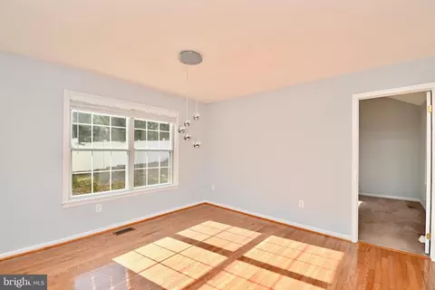 2 Memory Ct, Silver Spring, MD 20904 photo 10