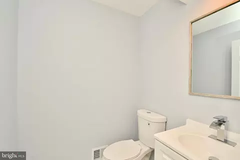 2 Memory Ct, Silver Spring, MD 20904 photo 27