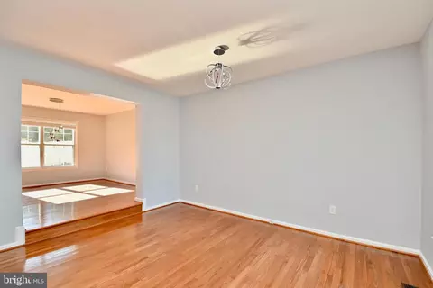 2 Memory Ct, Silver Spring, MD 20904 photo 7