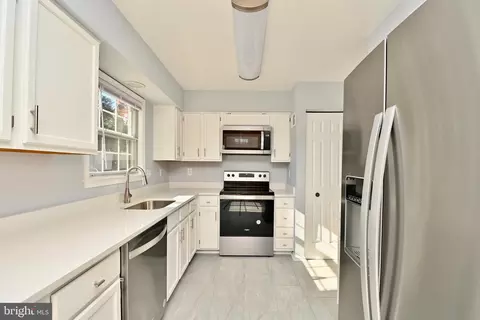 2 Memory Ct, Silver Spring, MD 20904 photo 16
