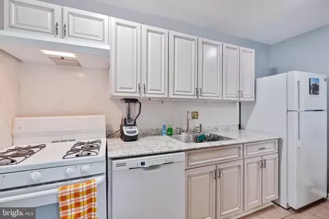 3800 Bel Pre Rd #3800-6, Silver Spring, MD 20906 photo 9
