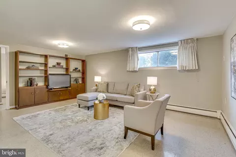 9003 Glenville Rd, Silver Spring, MD 20901 photo 27
