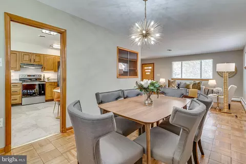 9003 Glenville Rd, Silver Spring, MD 20901 photo 8