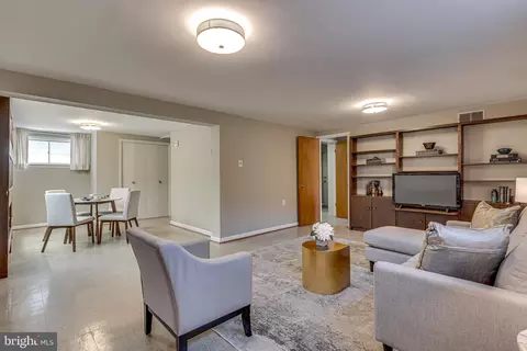 9003 Glenville Rd, Silver Spring, MD 20901 photo 28