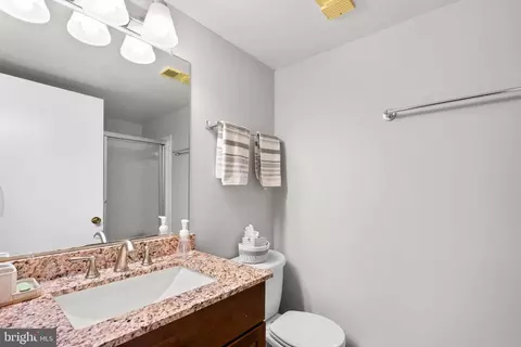15311 Beaverbrook Ct #90-1F, Silver Spring, MD 20906 photo 17