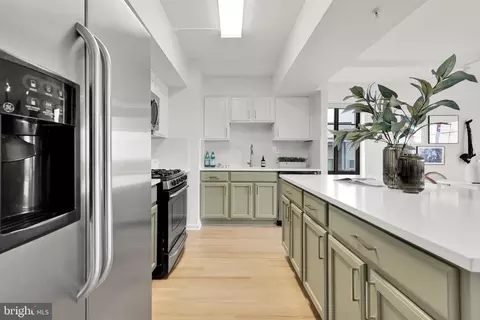 7915 Eastern Ave #914, Silver Spring, MD 20910 photo 11