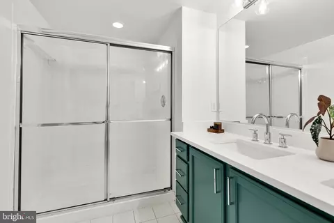 7915 Eastern Ave #914, Silver Spring, MD 20910 photo 31