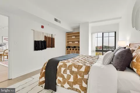 7915 Eastern Ave #914, Silver Spring, MD 20910 photo 29