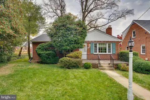 10001 Portland Rd, Silver Spring, MD 20901 photo 2