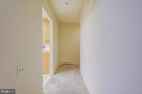 Entry Way - 3314 Chiswick Ct #62-3F, Silver Spring, MD 20906 photo 3 of 4