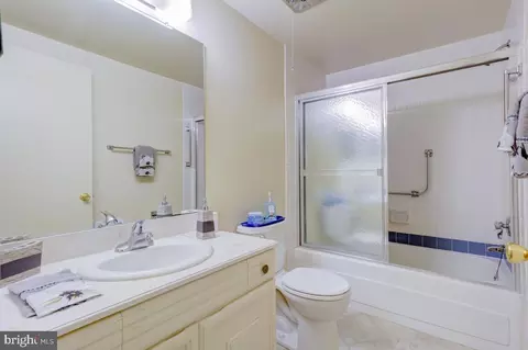 Bath - 3314 Chiswick Ct #62-3F, Silver Spring, MD 20906 photo 1 of 1
