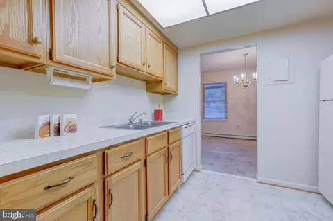Kitchen - 3314 Chiswick Ct #62-3F, Silver Spring, MD 20906 photo 2 of 4