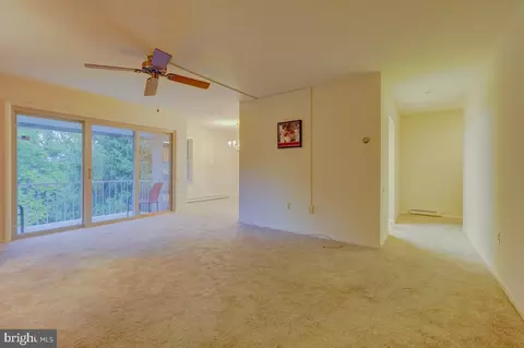 Living - 3314 Chiswick Ct #62-3F, Silver Spring, MD 20906 photo 4 of 6