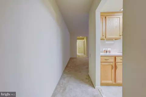 Entry Way - 3314 Chiswick Ct #62-3F, Silver Spring, MD 20906 photo 2 of 4
