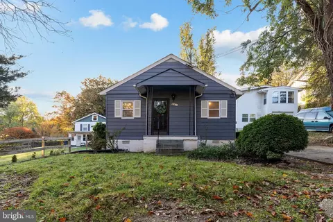 6511 Highland Ave, Takoma Park, MD 20912