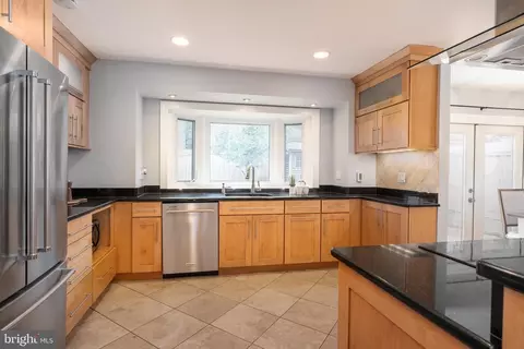 9712 Nassau Ln, Silver Spring, MD 20901 photo 14
