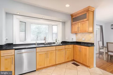 9712 Nassau Ln, Silver Spring, MD 20901 photo 15