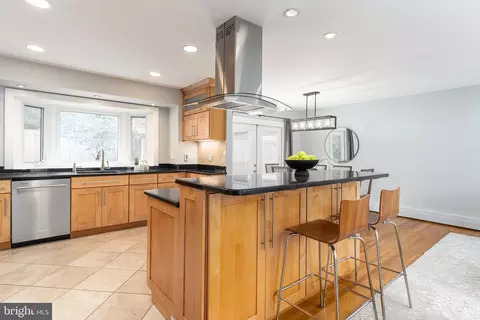 9712 Nassau Ln, Silver Spring, MD 20901 photo 10
