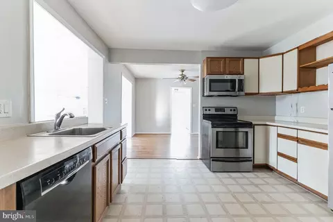 108 Old Bonifant Rd, Silver Spring, MD 20905 photo 9