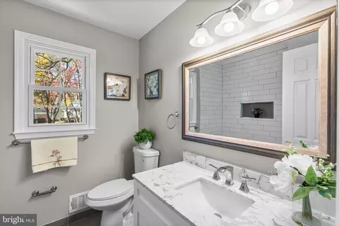 15600 Good Hope Rd, Silver Spring, MD 20905 photo 30