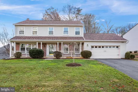 2614 Belle Crest Ln, Silver Spring, MD 20906