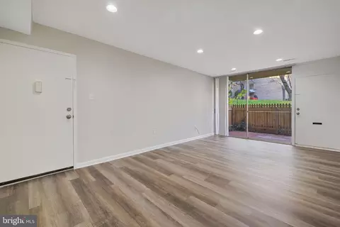 3906 Bel Pre Rd #3906-2, Silver Spring, MD 20906 photo 8
