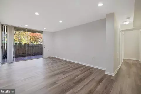 3906 Bel Pre Rd #3906-2, Silver Spring, MD 20906 photo 4