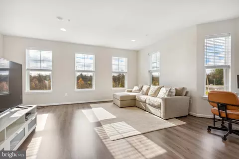 15629 Trolley Ln, Silver Spring, MD 20906 photo 11