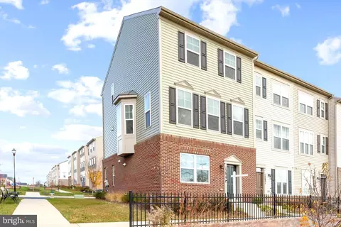15629 Trolley Ln, Silver Spring, MD 20906 photo 2